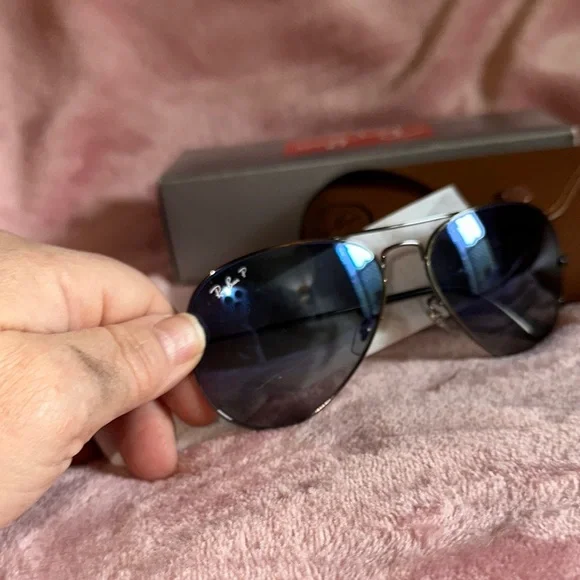 Ray-Ban Gunmetal Aviator Sunglasses - Picture 3 of 5